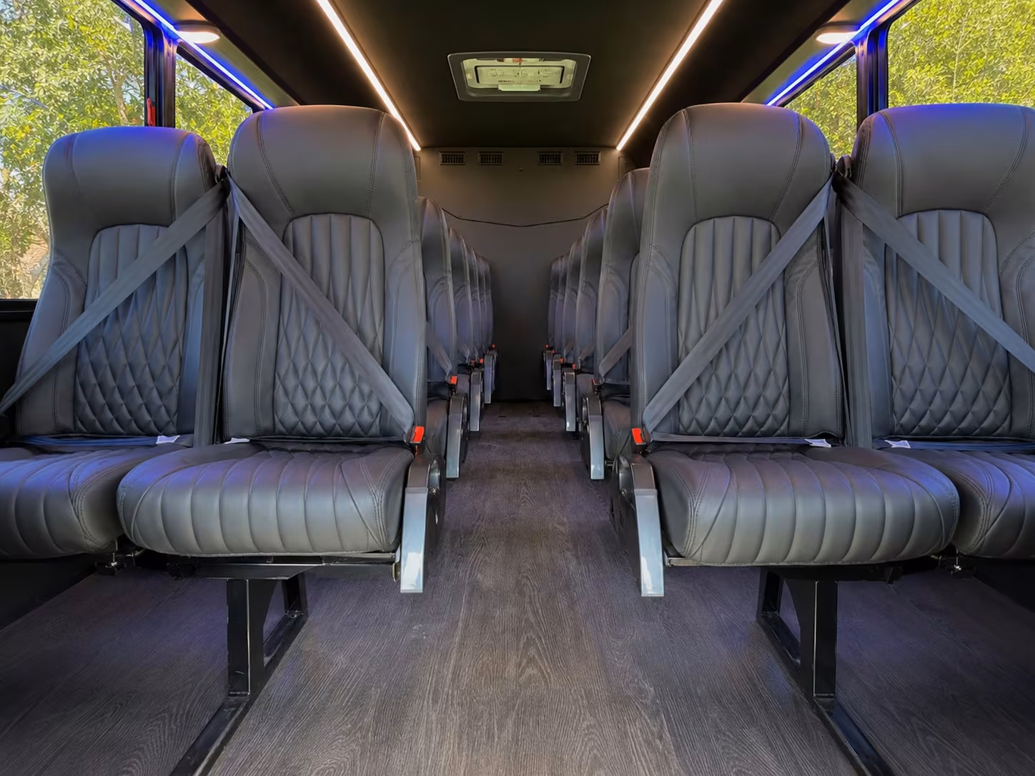 book a prom minibus for smaller lauderhill groups traveling together