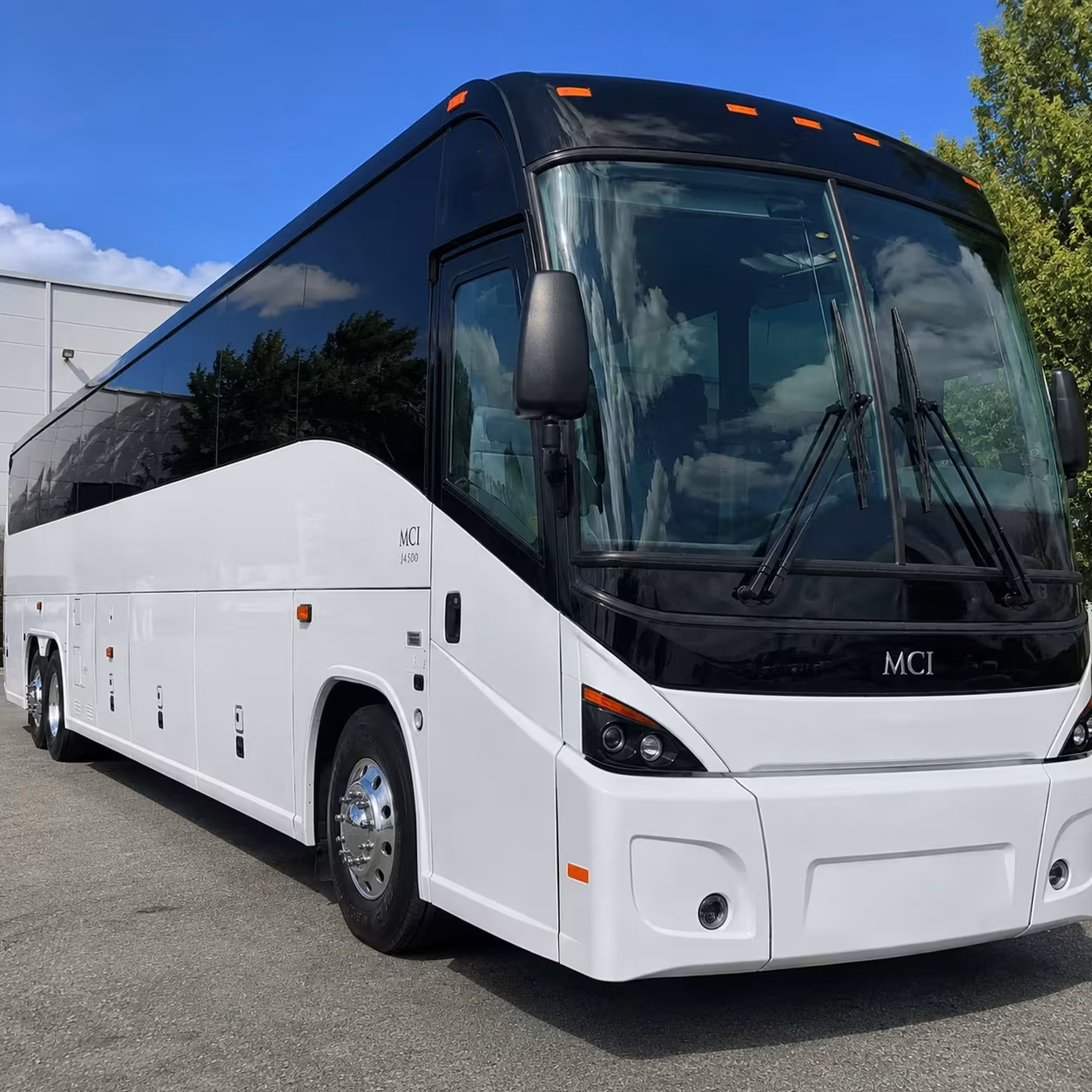 bus rentals for lauderhill employers across broward county