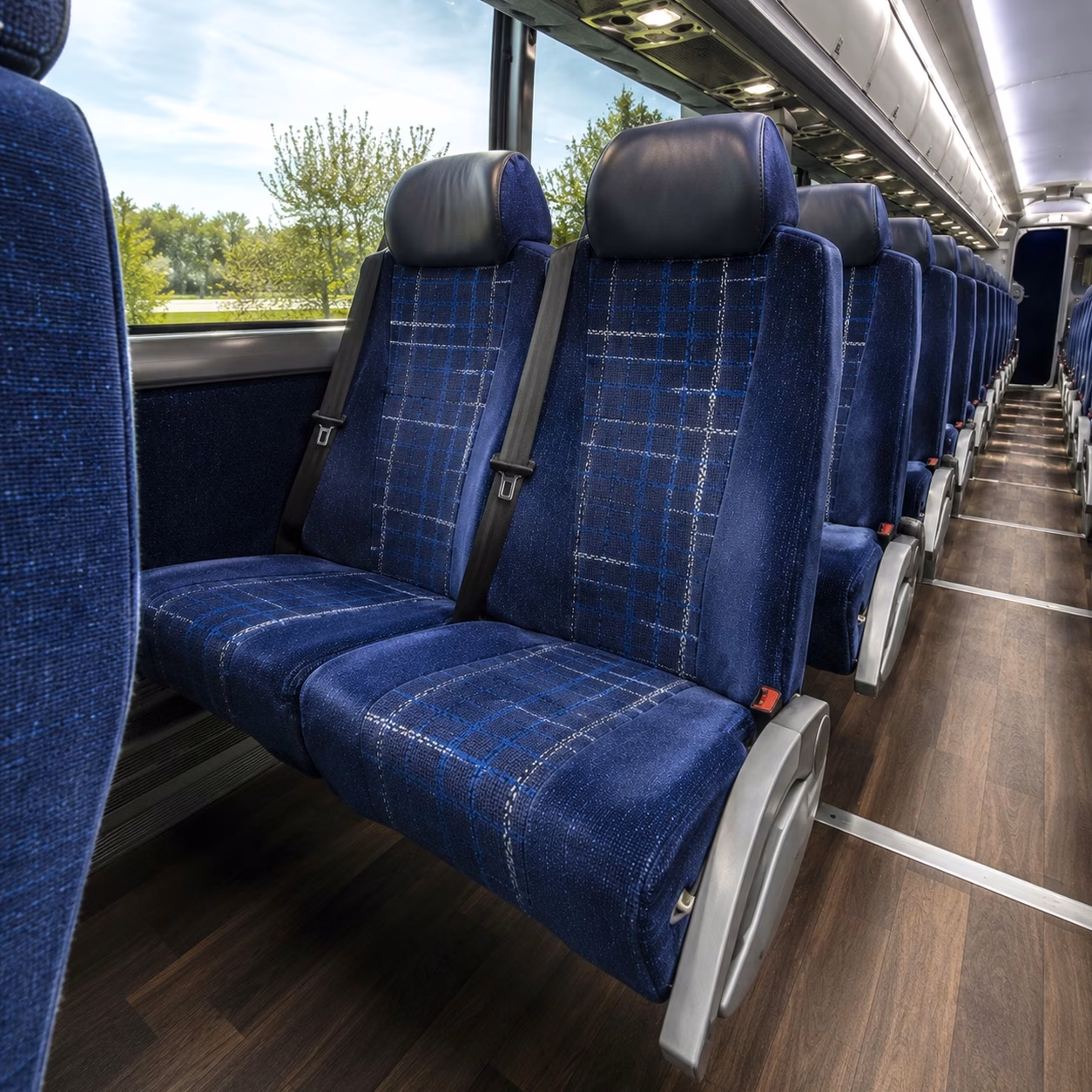 sports team fan charter bus rentals in lauderhill