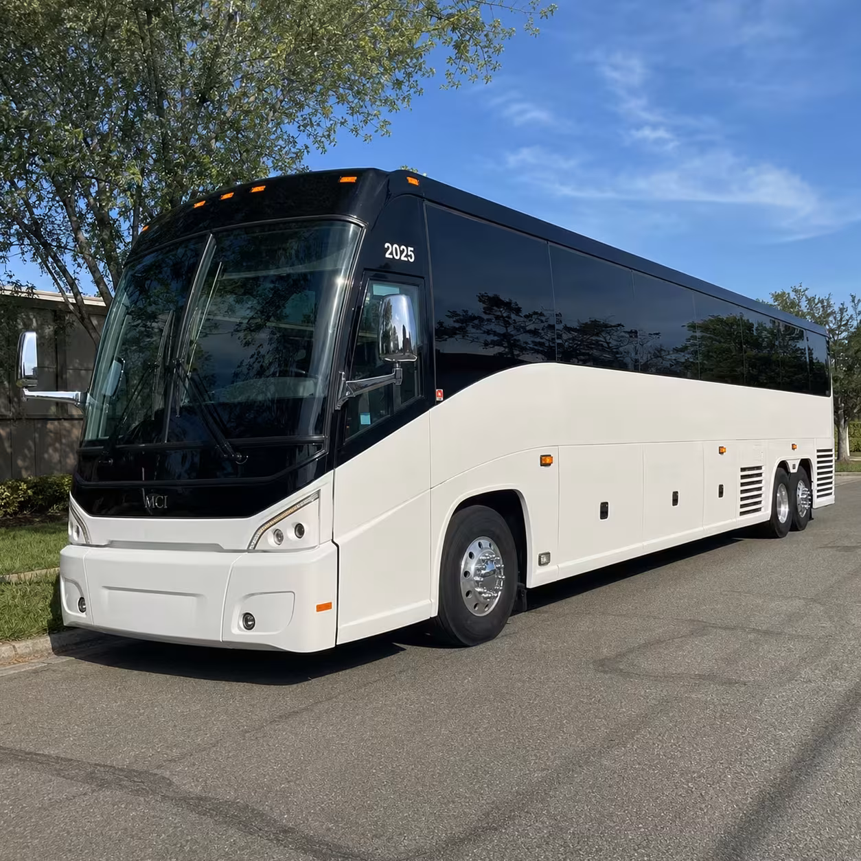 you can find and book long distance transportation in lauderhill and any nearby city